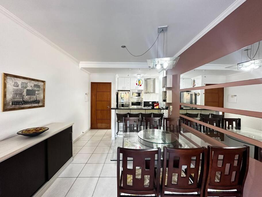 Apartamento Pe Na Areia Ubatuba